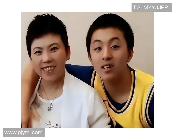 姚明与邓亚萍的子女成长之路:体育天赋与教育的完美结合 姚明与邓亚萍的子女成长之路:体育天赋与教育的完美结合